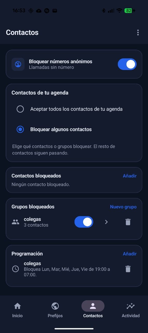 App Android PrefixBlocker: pantalla Contactos con contactos bloqueados y grupos